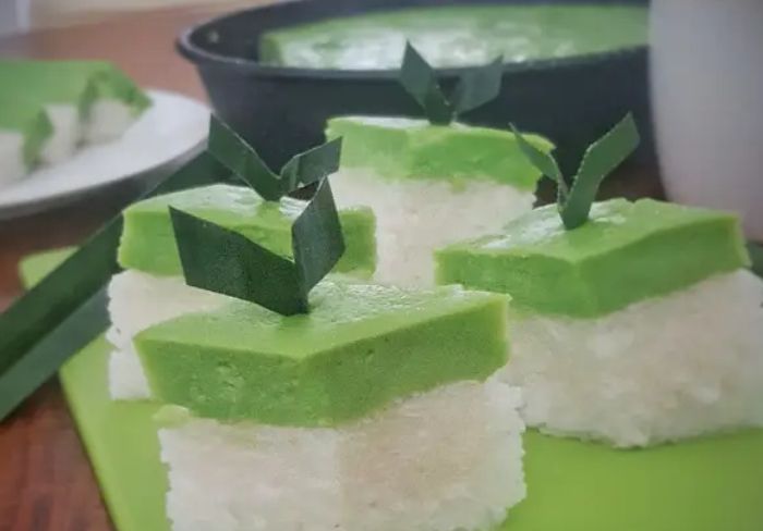 Resep Ketan Lapis Srikaya, Kue Tradisional Manis & Gurih yang Wajib Ada Saat Buka Puasa