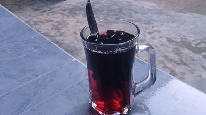 Es Setrup Cao Hitam Madura, Hidangan Buka Puasa Warga Madura yang Sangat Menyegarkan