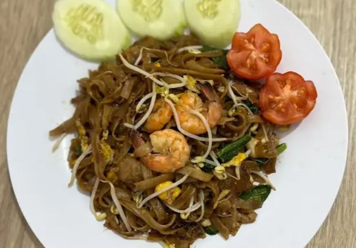 Resep Kwetiau Goreng Seafood Super Enak, Bikin Sendiri Yuk!