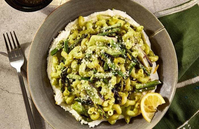 Nikmatnya Pasta Krim dengan Ramp dan Asparagus, Menu Musiman yang Wajib Dicoba