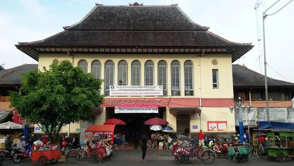 5 Destinasi Wisata Kuliner Khas Solo yang Menggugah Selera, Yuk Cobain!