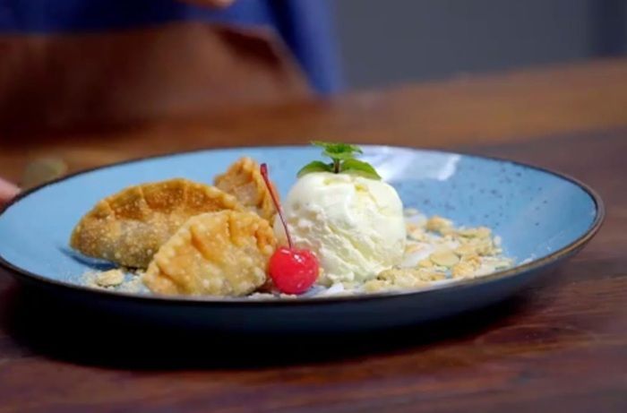  Resep Gyoza Pineapple Pie, Camilan Unik dengan Rasa Manis yang Segar