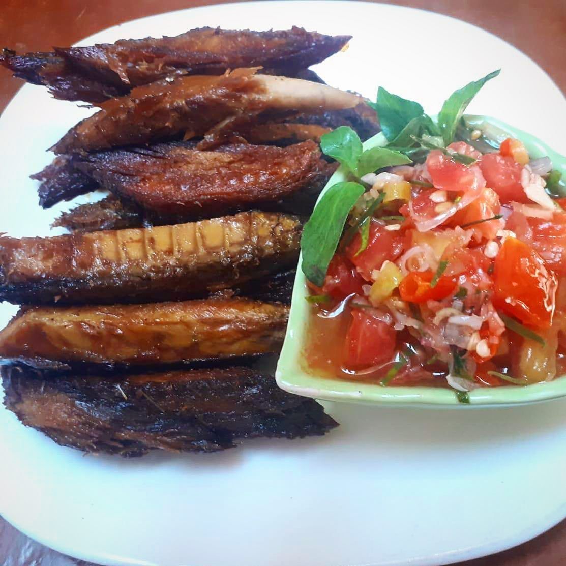 Resep Cakalang Bakar Bumbu Kuning dan Sambal Dabu-Dabu, Gurih & Segar Bikin Ketagihan!