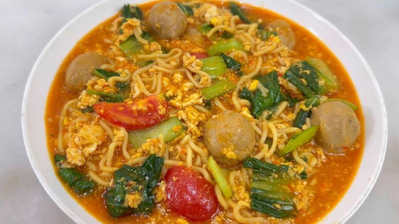 Resep Mie Kuah Pedas Rumahan yang Enak dan Bikin Nagih!