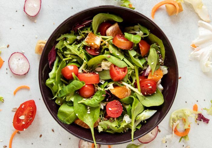 Coba 4 Saus Salad Homemade Ini, Makan Sayur Dijamin Makin Seru!