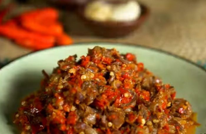 Resep Sambal Korek Iga Suwir, Pedasnya Bikin Nagih!