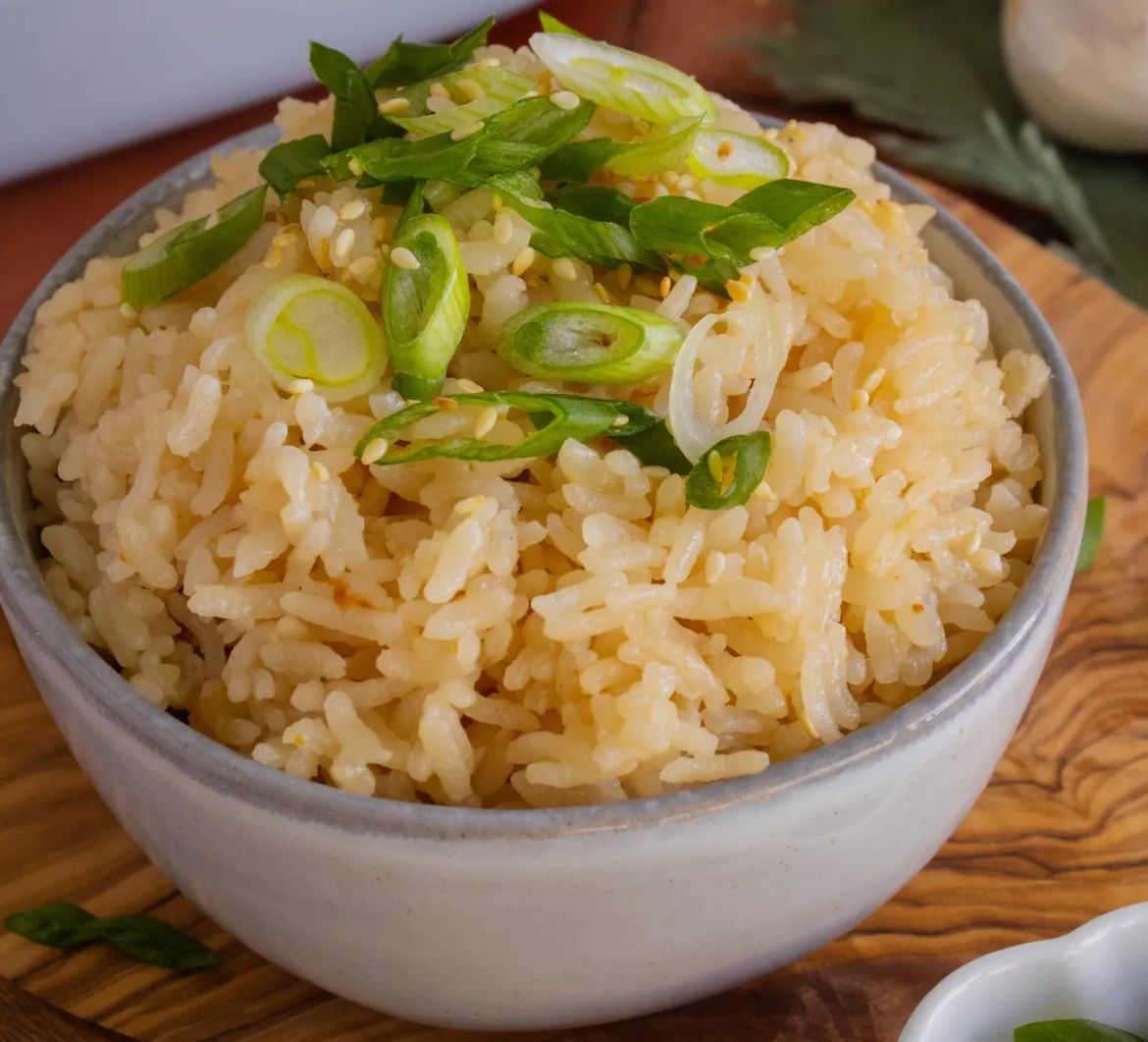 Resep Miso Garlic Butter Rice: Comfort Food Kekinian Rasa Jepang Banget!