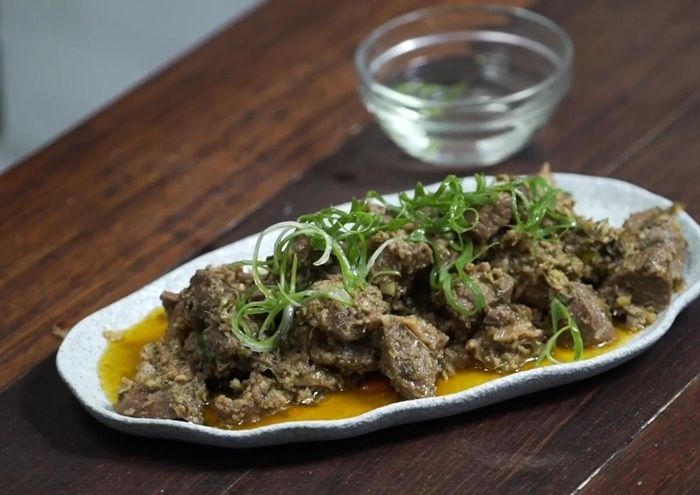 Pedas dan Nagih! Kambing Bumbu RW ala Mbak Ade yang Halal dan Wangi