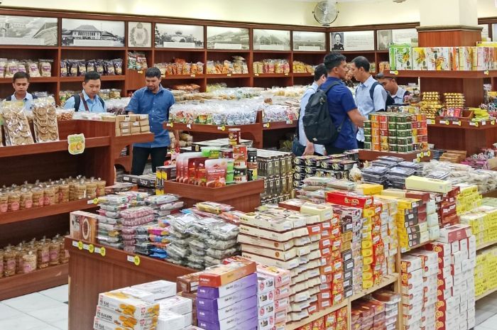 10 Oleh-oleh Khas Solo yang Enak dan Gampang Dibawa Pulang