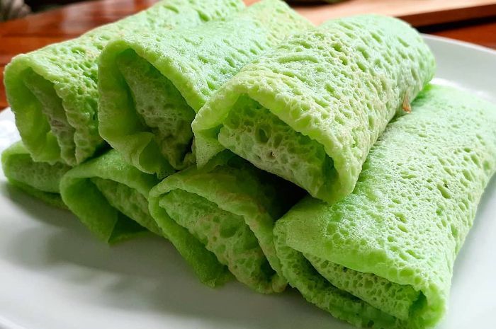 4 Resep Kulit Dadar Gulung Lembut Berpori, Anti Gagal!