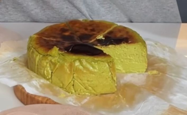 Resep Matcha Basque Cheesecake: Perpaduan Rasa Jepang dan Spanyol yang Lumer di Lidah