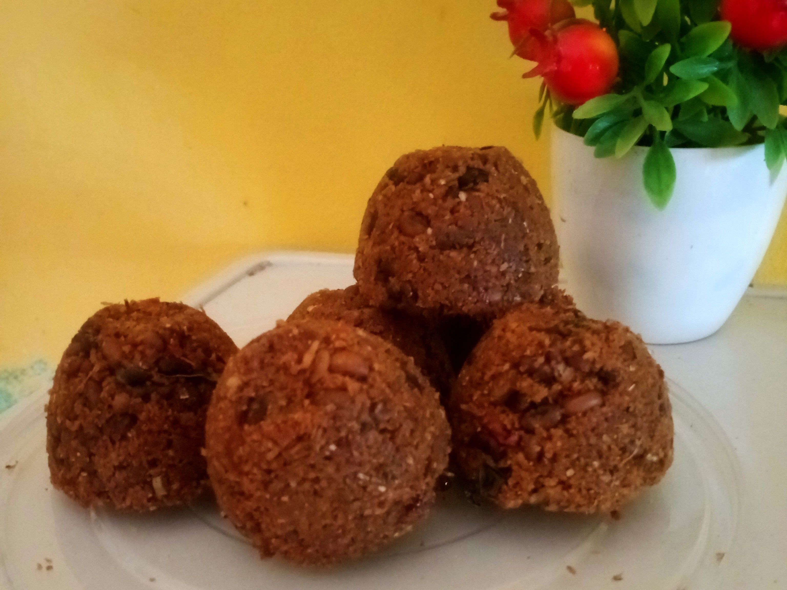 Saroneng, Kue Rempah Langka Khas Desa Pasir Buncir Kabupaten Bogor