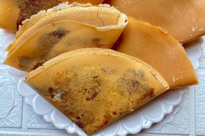 6 Resep Crepes Renyah Tahan Lama, Simple Pakai Teflon!