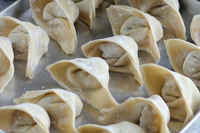 4 Resep Kulit Pangsit Goreng dan Rebus, Bisa Tanpa Gilingan!