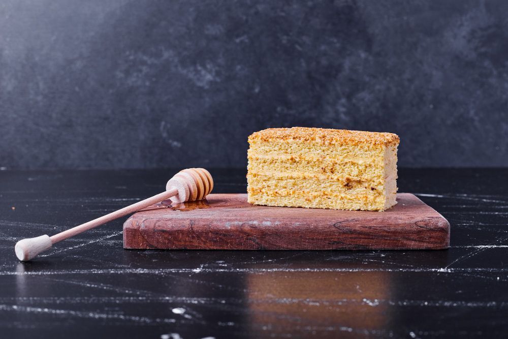 Resep Kue Madu Aroma Rempah, Praktis dan Cocok untuk Semua Momen