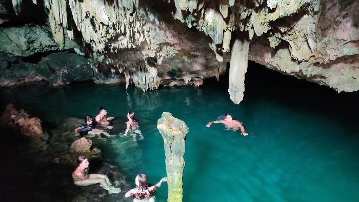 Gua Rangko: Punya Air di Dalamnya, Pesona Keindahan Alam di Labuan Bajo