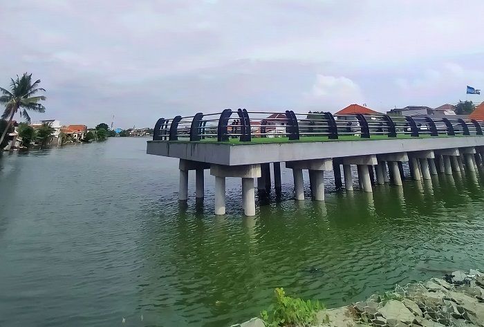 Pesona Wisata Embung Batusari Tangerang, Spot Santai di Tepi Danau Cocok Buat Melepas Penat!