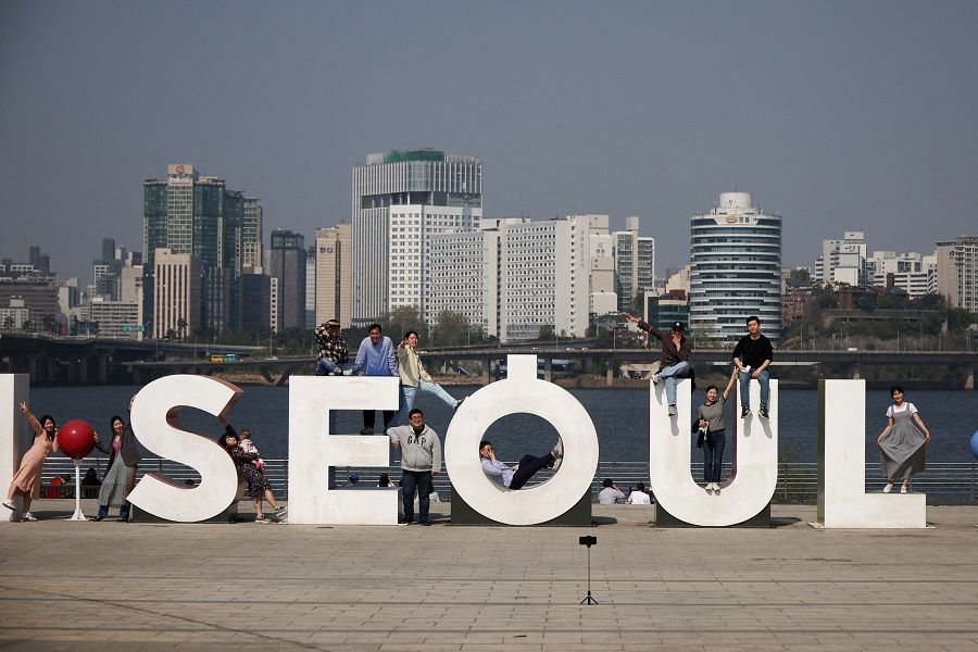 Penggemar K-Pop Ini Berbagi Kisah Bisa Keliling Korea Gratis Sepuasnya Selama 5 Hari