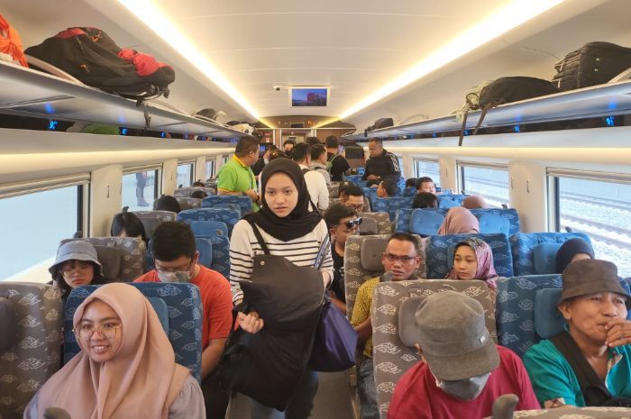 Asik! Jadwal Kereta Cepat Whoosh Ditambah Jadi 25 Perjalanan Per Hari