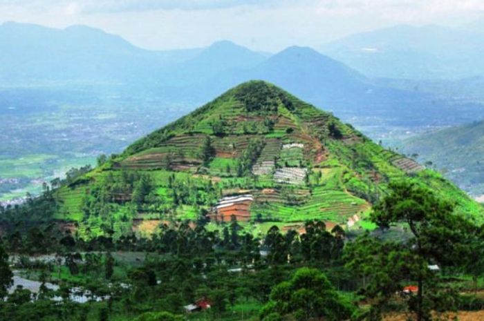 Gunung Padang di Cianjur Jadi Piramida Tertua di Dunia, Kalahkan Piramida di Mesir