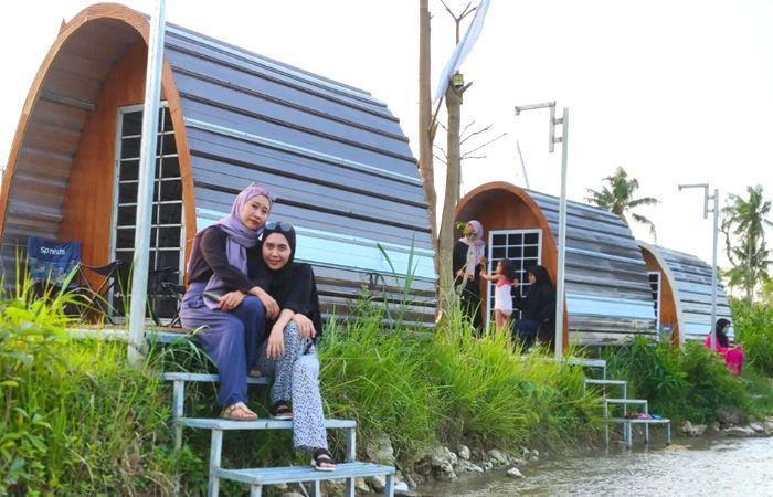 Selamat Berlibur dan Jangan Lupa ke Somber Rajeh Sumenep, Bisa Dengarin Live Music Sambil Berenang 