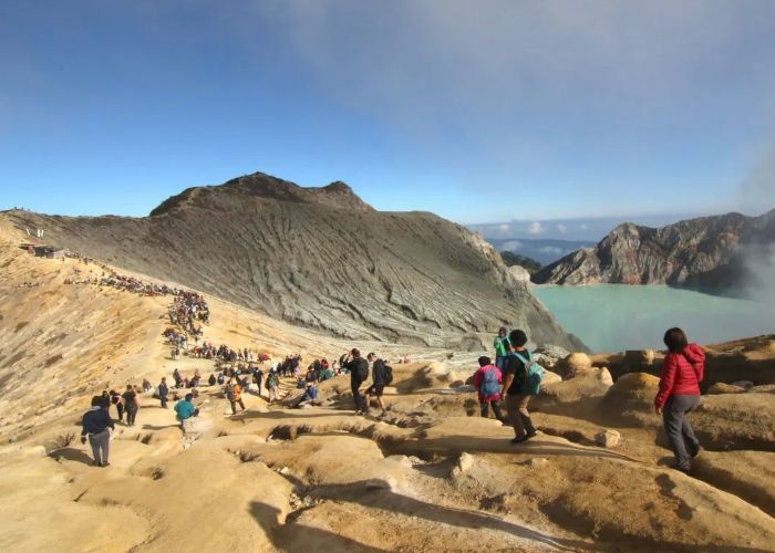 Intip Persyaratan Baru Masuk ke Wisata Kawah Ijen, Perhatikan Kesehatan Fisik dan Mental!