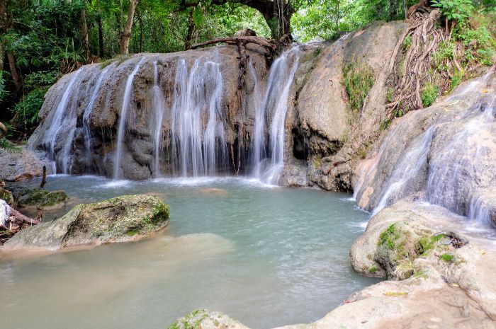 Mengintip Keindahan Air Terjun Naioni, Hidden Gem di Kota Kupang NTT