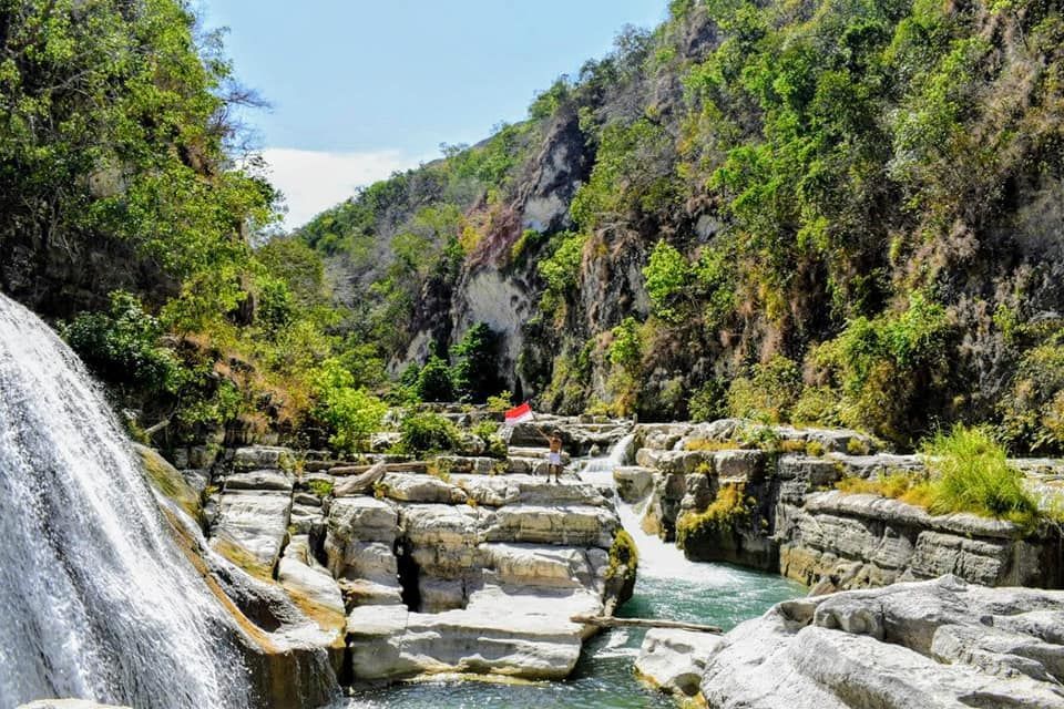 Menengok Pesona Air Terjun Tanggedu Sumba Timur yang Populer