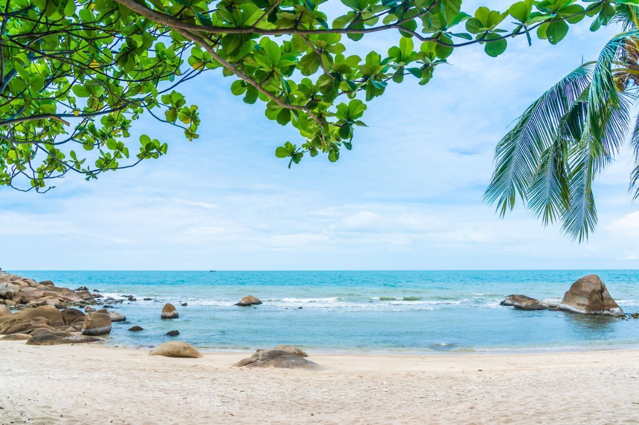5 Tips Liburan Asyik di Pantai untuk Pengalaman Tak Terlupakan