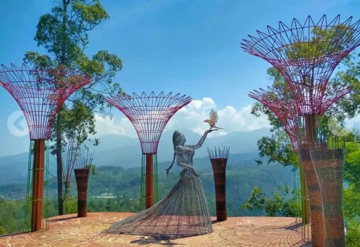 Eksplorasi Taman Langit Gunung Banyak, Tempat Wisata Instagramable di Malang