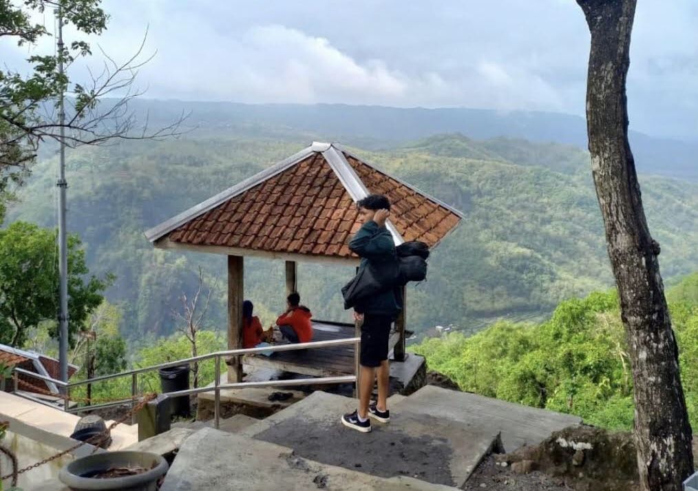 Menikmati Keindahan Alam dan Segarnya Buah di Kebun Mangunan, Wisata Menyegarkan di Yogyakarta