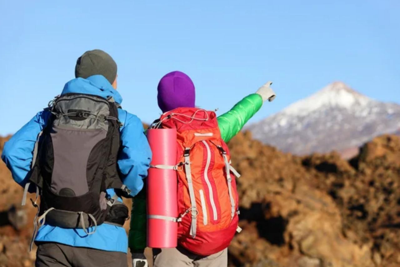 6 Gunung Favorit Pendaki Pemula di Indonesia, Ada Gunung Bromo hingga Gunung Ijen