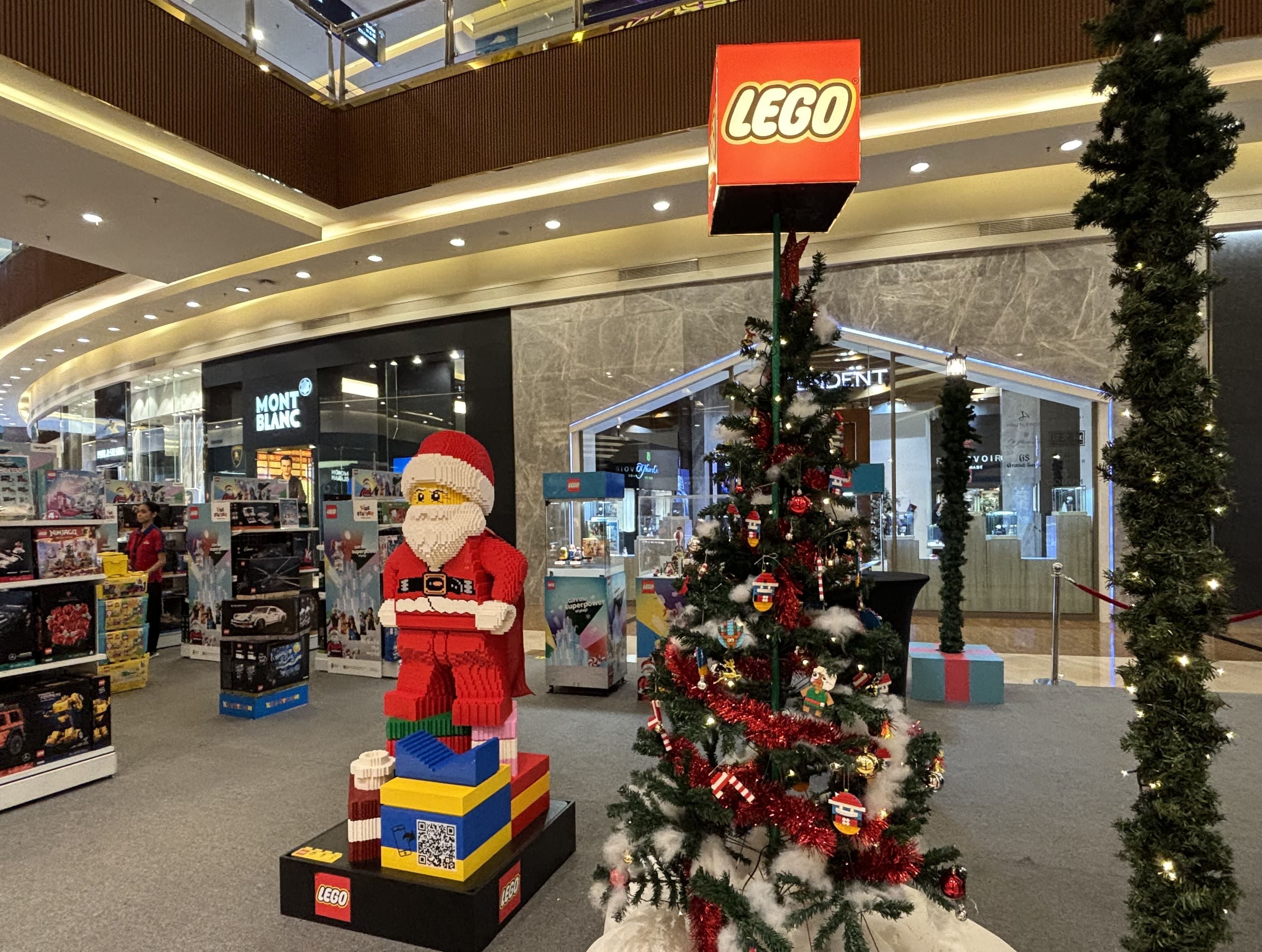 Libur Natal Bersama LEGO, Bantu Santa dan Peri Tersesat