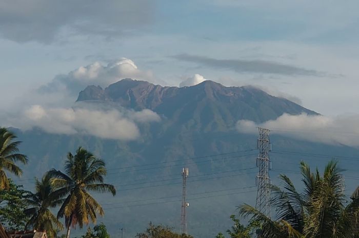 Gunung Raung Erupsi Level Waspada, Warga Diimbau Menjauh hingga Radius 3 Km