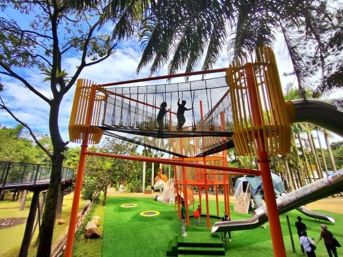 Foto-Foto Enchanting Valley: Destinasi Rekreasi Baru di Puncak Bogor