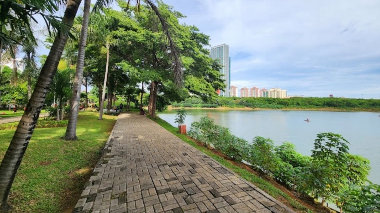 5 Taman Favorit di Jakarta Timur yang Cocok untuk Ngabuburit Sore