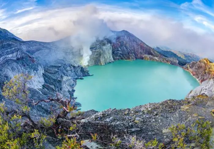 10 Tempat Super Ajaib Dunia yang Terlihat Seperti Tipuan Photoshop, Salah Satunya Ada di Indonesia!