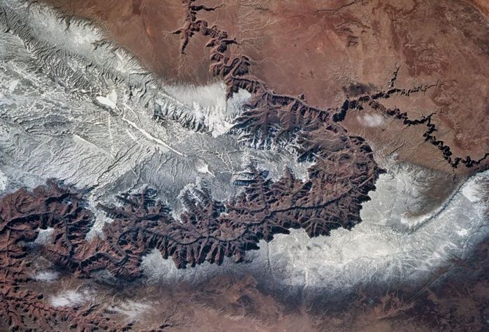 Dari Angkor Wat hingga Grand Canyon, Ini 5 Landmark Dunia yang Tampak dari Satelit