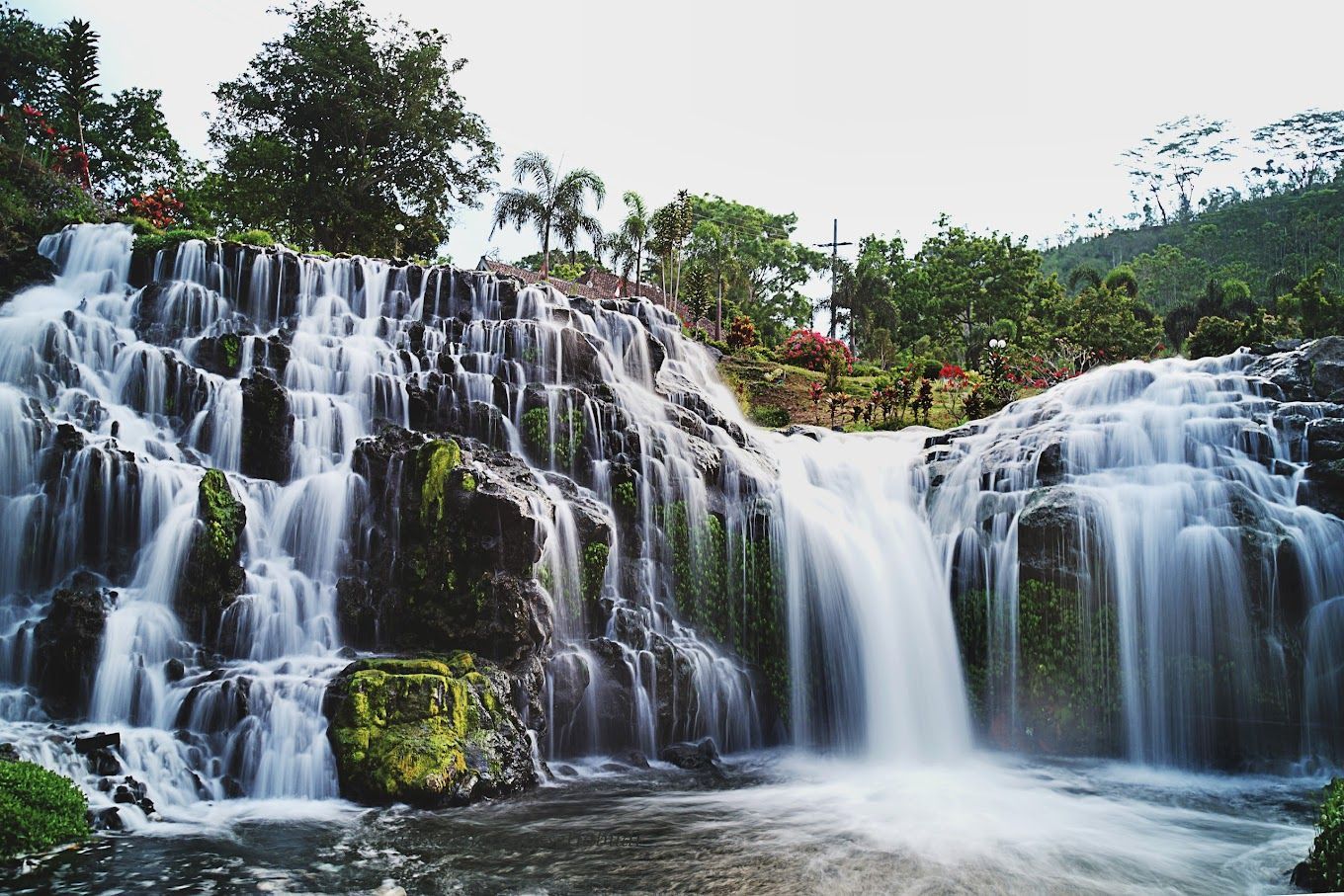8 Tempat Wisata di Kawah Ijen yang Cocok untuk Petualangan Alam