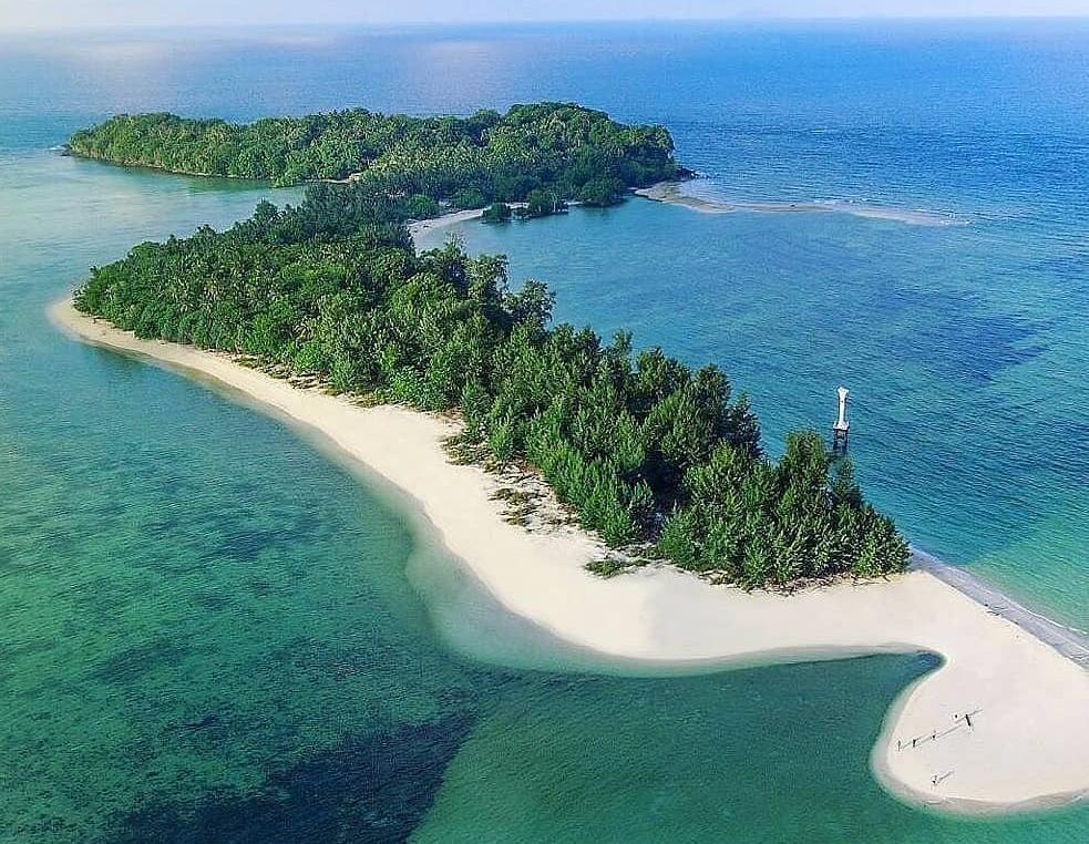 10 Tempat Wisata Terpopuler di Kota Baru Kalimantan Selatan yang Wajib Dikunjungi 2025