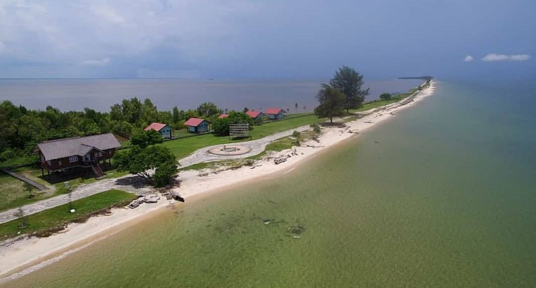 7 Pantai Terpopuler di Kalimantan Tengah untuk Liburan Akhir Pekan yang Seru