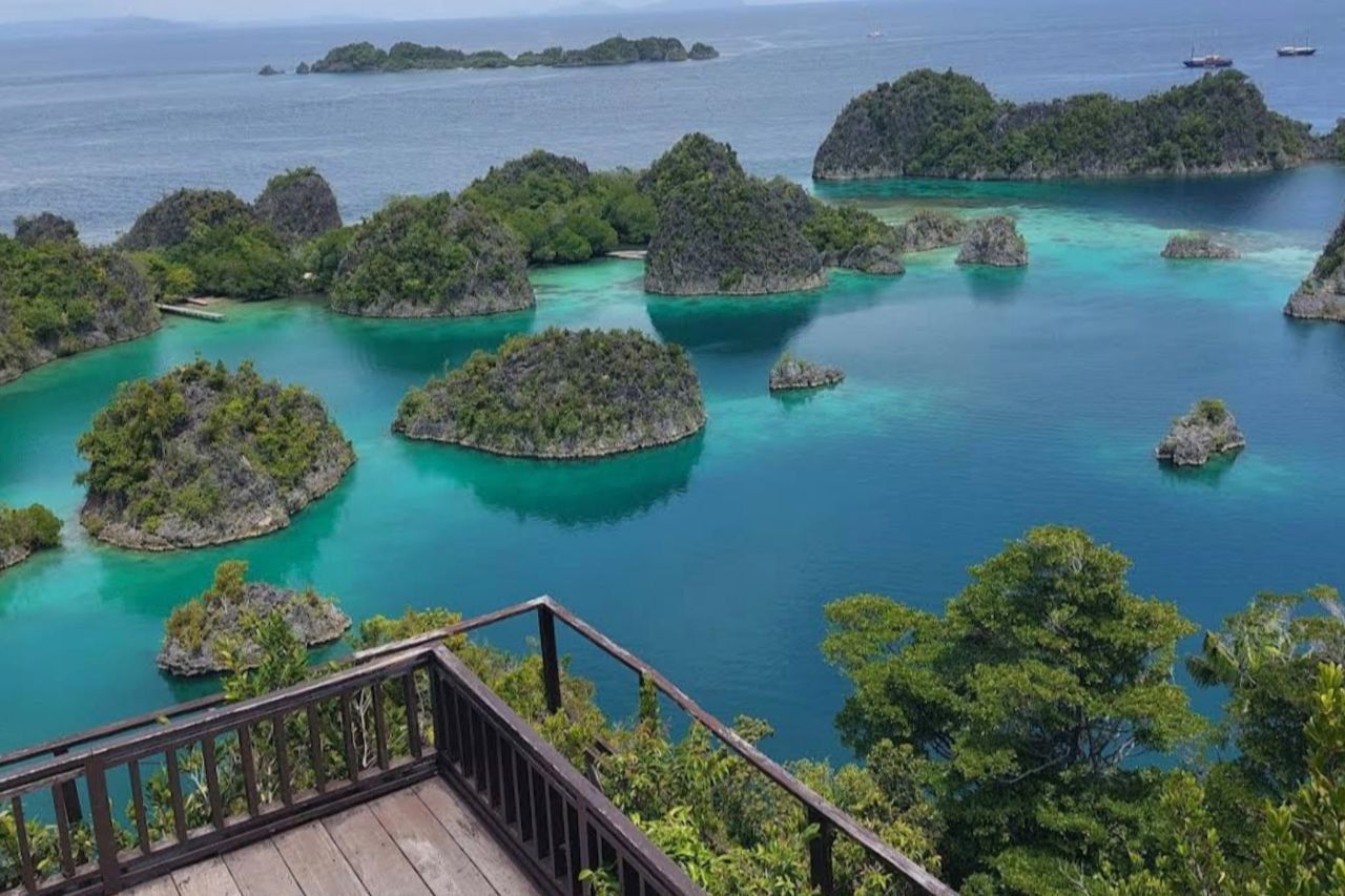 5 Tempat Wisata Terindah di Raja Ampat yang Wajib Dikunjungi