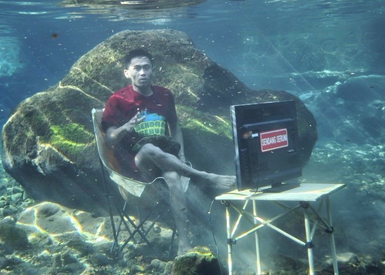 Sendang Seruni Hadirkan Spot Foto Bawah Air Pertama, Unik dan Edukatif!