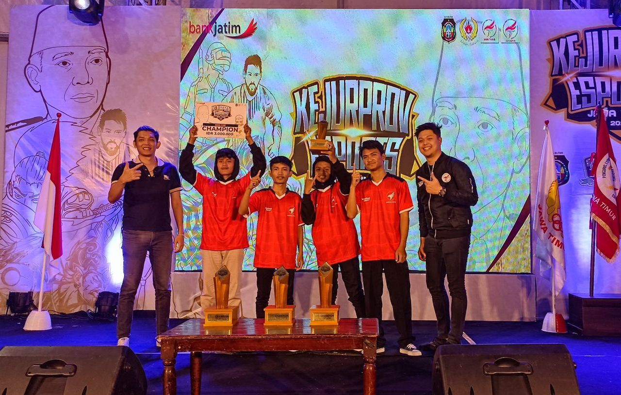 Kedinginan karena AC, Tim e-Sports ESI Jember Malah Bisa Raih Juara 1 Game Free Fire