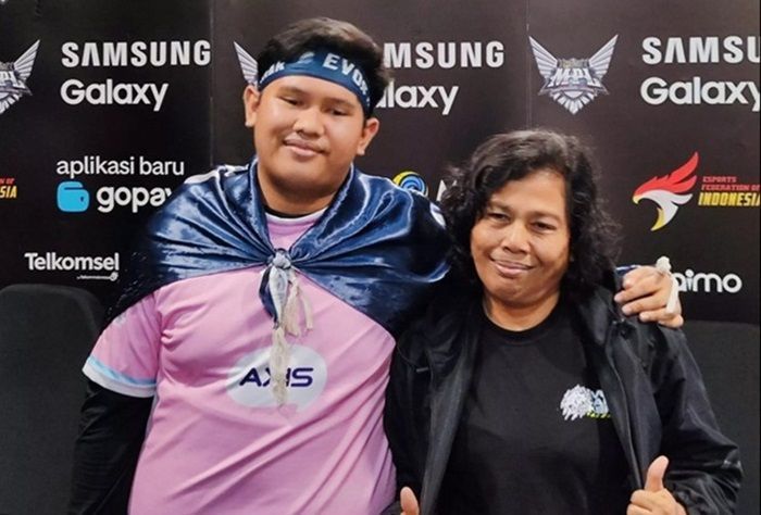 Emak EVOS Jadi Bukti Nyata Nonton MPL ID Tidak Ada Batasan Umur!