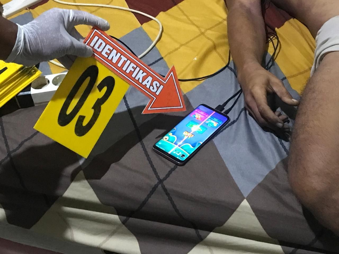 Dicari Tidak Masuk Kerja, Pria di Makassar Ditemukan Tewas di Kosnya dengan Posisi Main Game