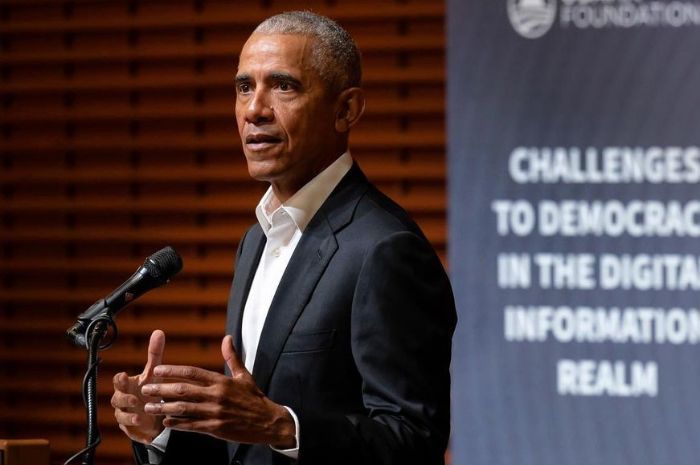 Barack Obama Bagikan Playlist Musim Panas-nya Tahun Ini, Ada SZA hingga Nicki Minaj X Ice Spice