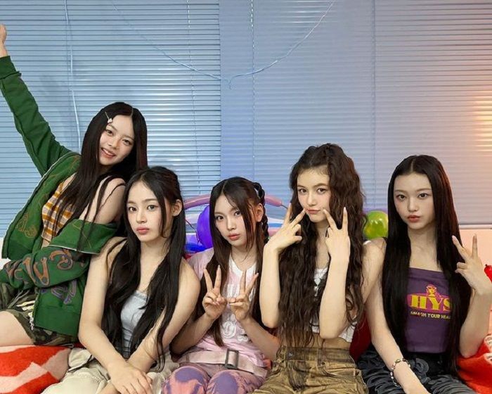 Congrats! 'Get Up' NewJeans Puncaki Tangga Lagu Global, Terjual Hampir 1,2 Juta Kopi