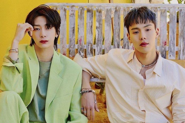 Debut Sub-unit Monsta X, Shownu x Hyungwon  Rilis Video Musik 'Love Me a Little'