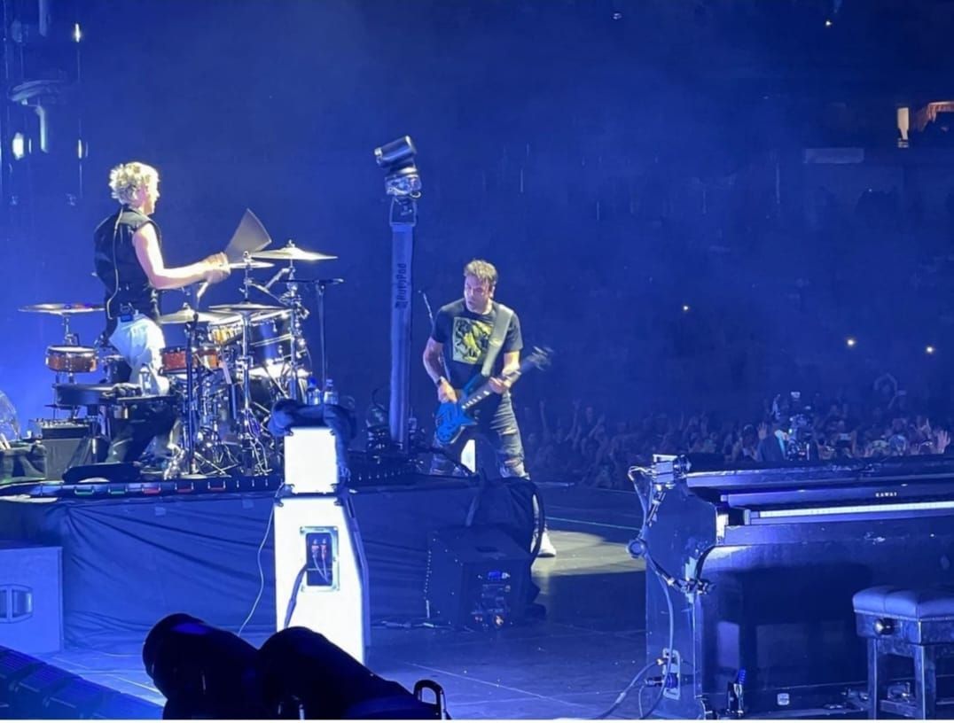 Muse Sukses Konser di Malaysia, Penggemar Puas Setelah 16 Tahun Penantian!